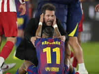 Барселона пак изглежда с една крачка пред Атлетико