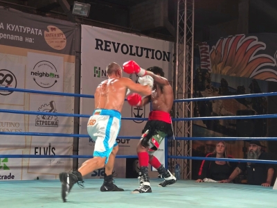 Резултати от Revolution Boxing 2 - Драганов, Саруханян и Попов с атрактивни победи