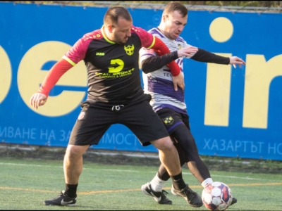 Хеттрик на Денис Иванов носи победа на Дулизелм срещу Връбница
