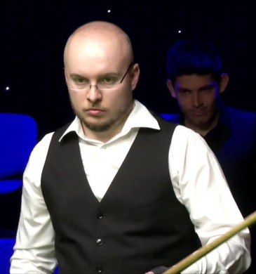 НОВИНИ: Победителите в предишните две издания на WINBET Снукър Лига с нови победи